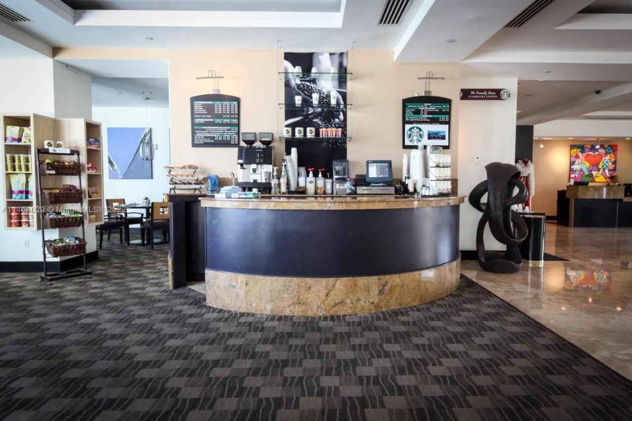 Gallery One - A Doubletree Suites By Hilton Hotel Форт-Лодердейл Экстерьер фото