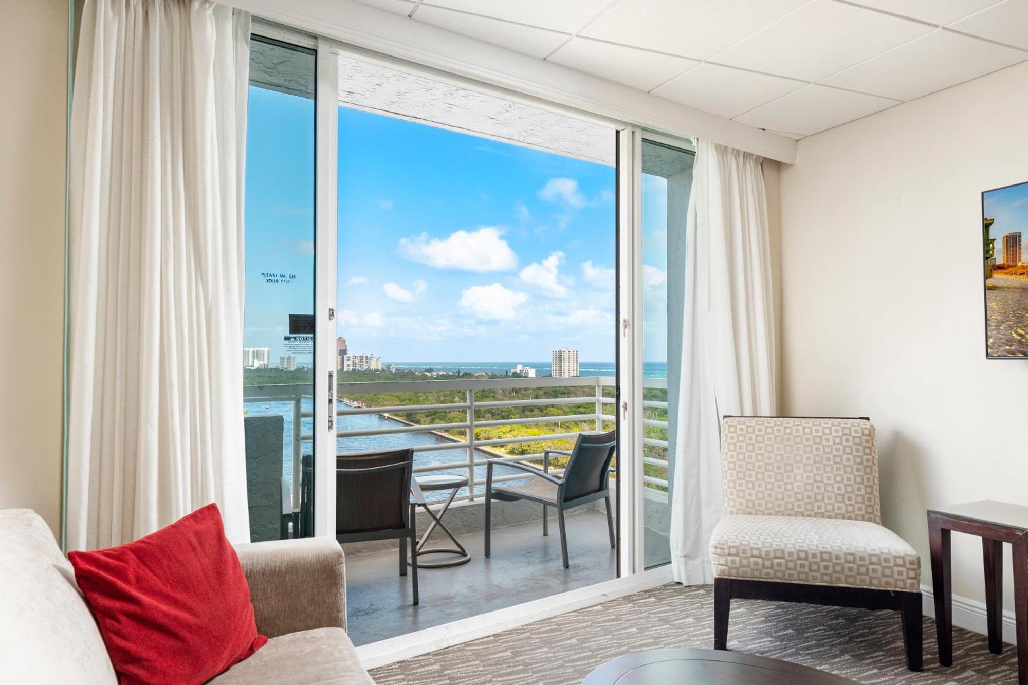 Gallery One - A Doubletree Suites By Hilton Hotel Форт-Лодердейл Экстерьер фото